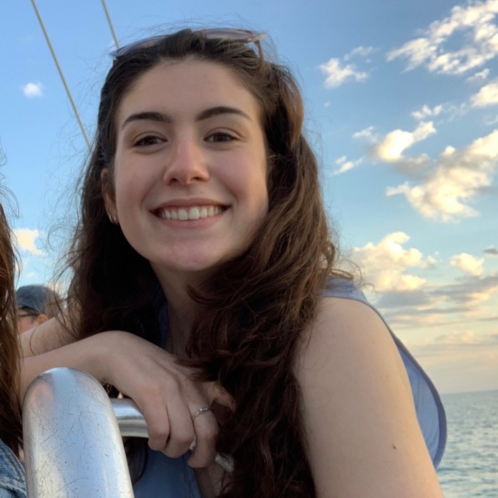Meet your Posher, Carolyn